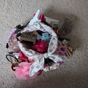 Assorted Hair Accessories in Pink and Black